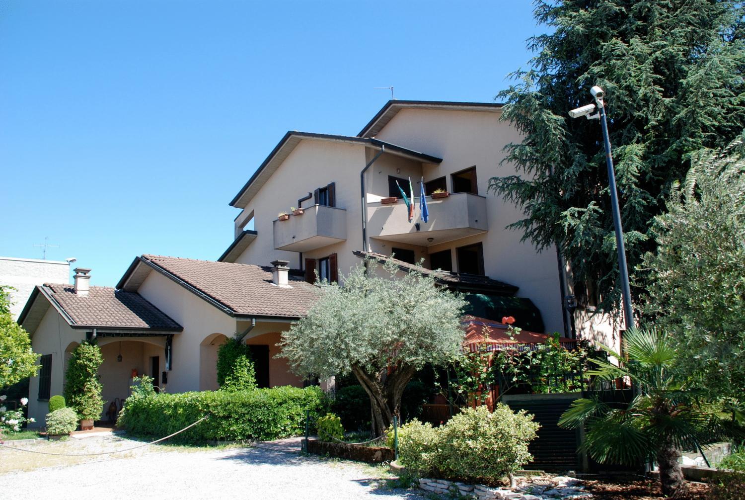 וימודרונה Hotel Ristorante La Rampina מראה חיצוני תמונה